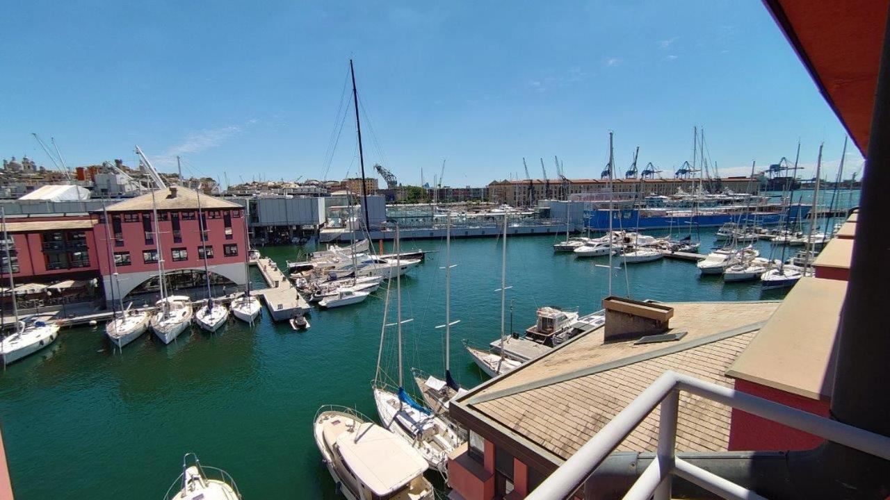 Bilocale Vista Mare Con Terrazzo-Porto Antico- Parcheggio Scontato Lägenhet Genua Exteriör bild