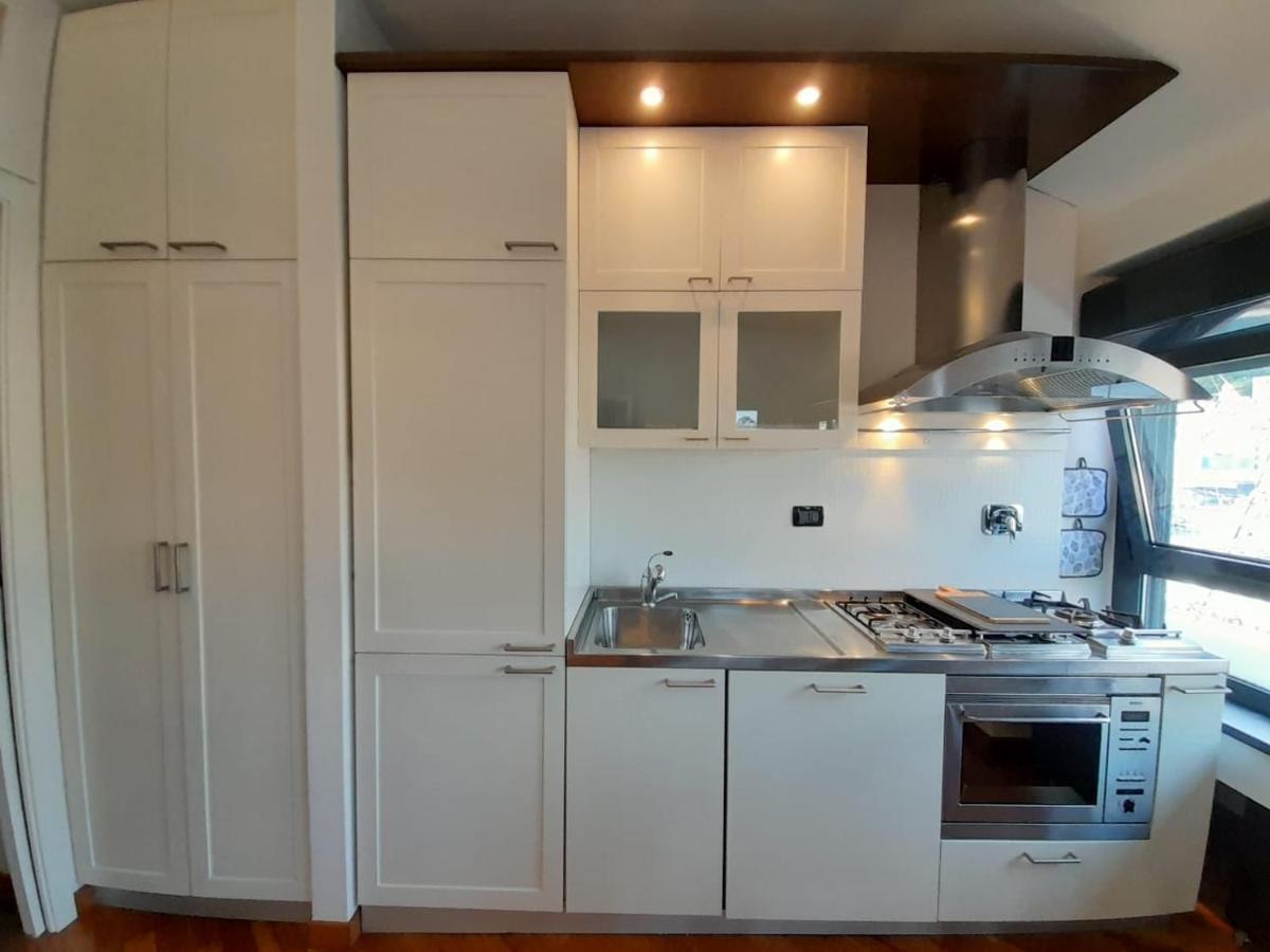 Bilocale Vista Mare Con Terrazzo-Porto Antico- Parcheggio Scontato Lägenhet Genua Exteriör bild