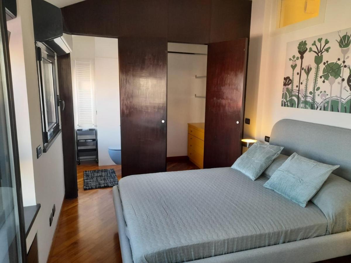 Bilocale Vista Mare Con Terrazzo-Porto Antico- Parcheggio Scontato Lägenhet Genua Exteriör bild