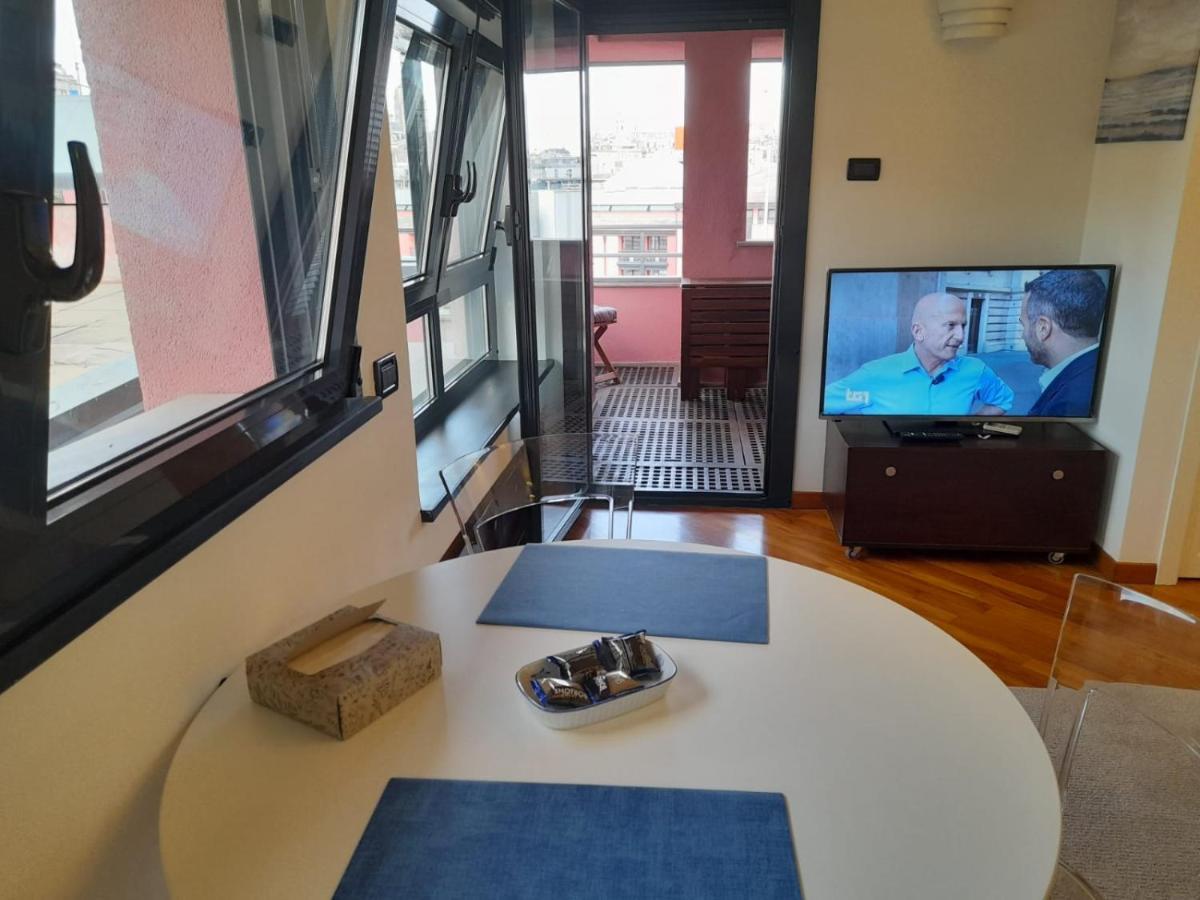 Bilocale Vista Mare Con Terrazzo-Porto Antico- Parcheggio Scontato Lägenhet Genua Exteriör bild