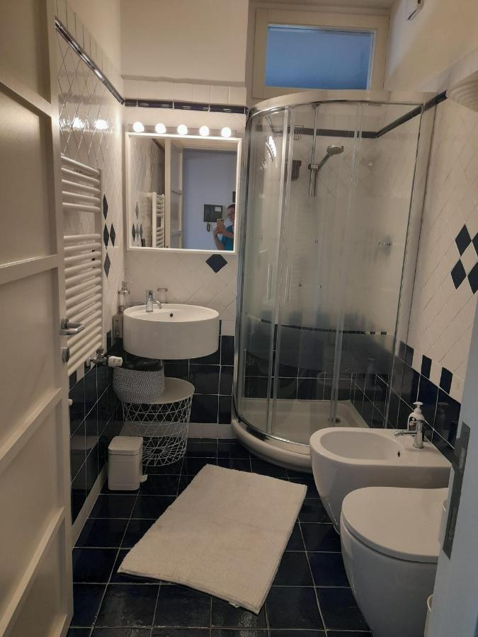 Bilocale Vista Mare Con Terrazzo-Porto Antico- Parcheggio Scontato Lägenhet Genua Exteriör bild