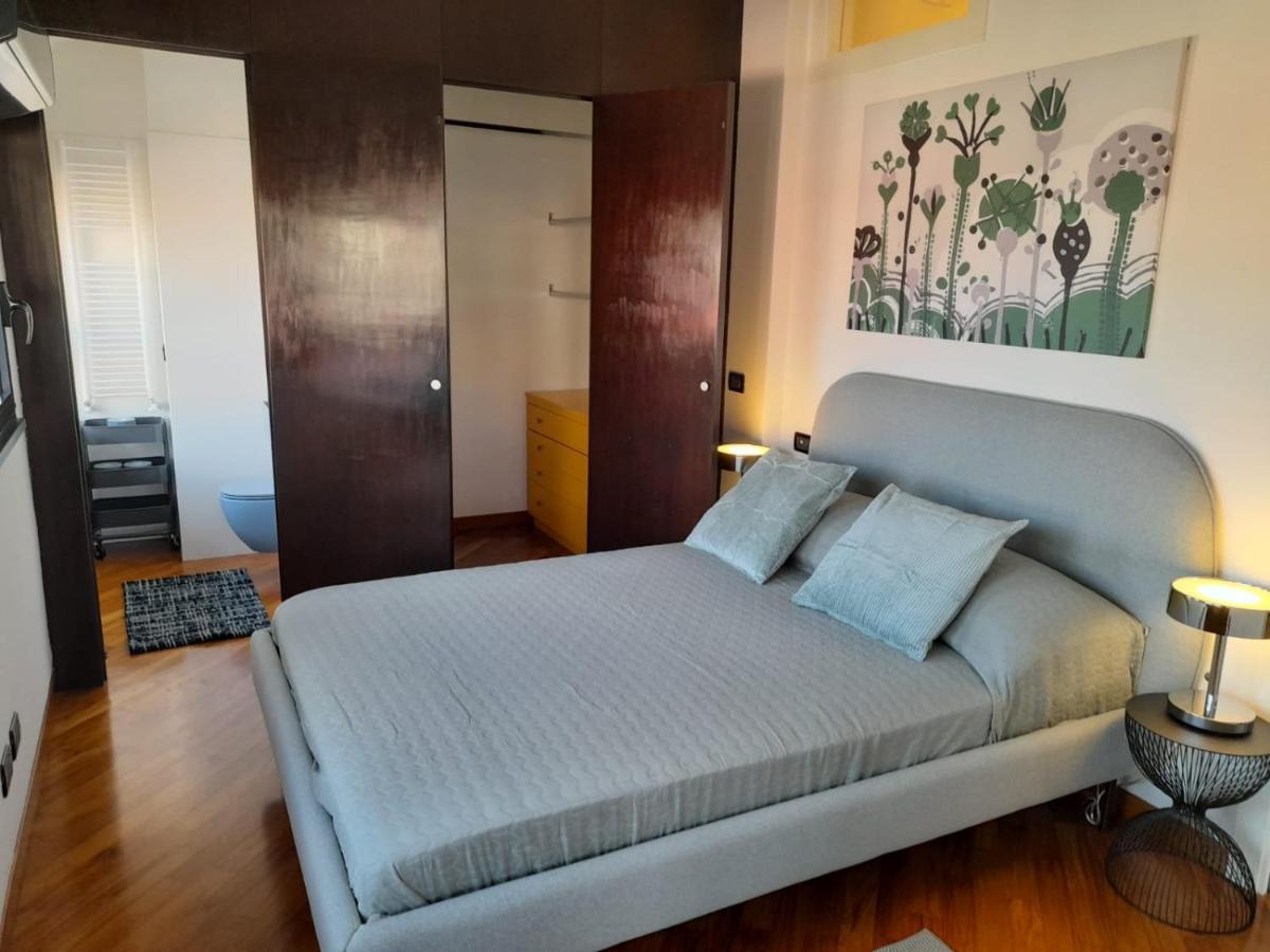 Bilocale Vista Mare Con Terrazzo-Porto Antico- Parcheggio Scontato Lägenhet Genua Exteriör bild
