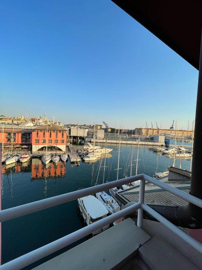 Bilocale Vista Mare Con Terrazzo-Porto Antico- Parcheggio Scontato Lägenhet Genua Exteriör bild